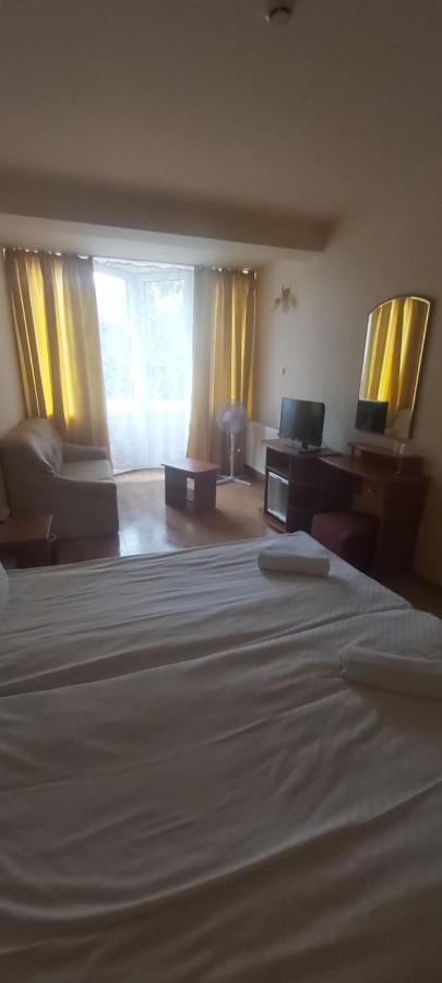 In Hotel Hajdúszoboszló Eksteriør billede